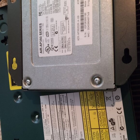 BUNDLE: Cisco 3560 POE Switch, UBR900, Aironet 350 AP w/ POE adapter - Picture 15 of 15